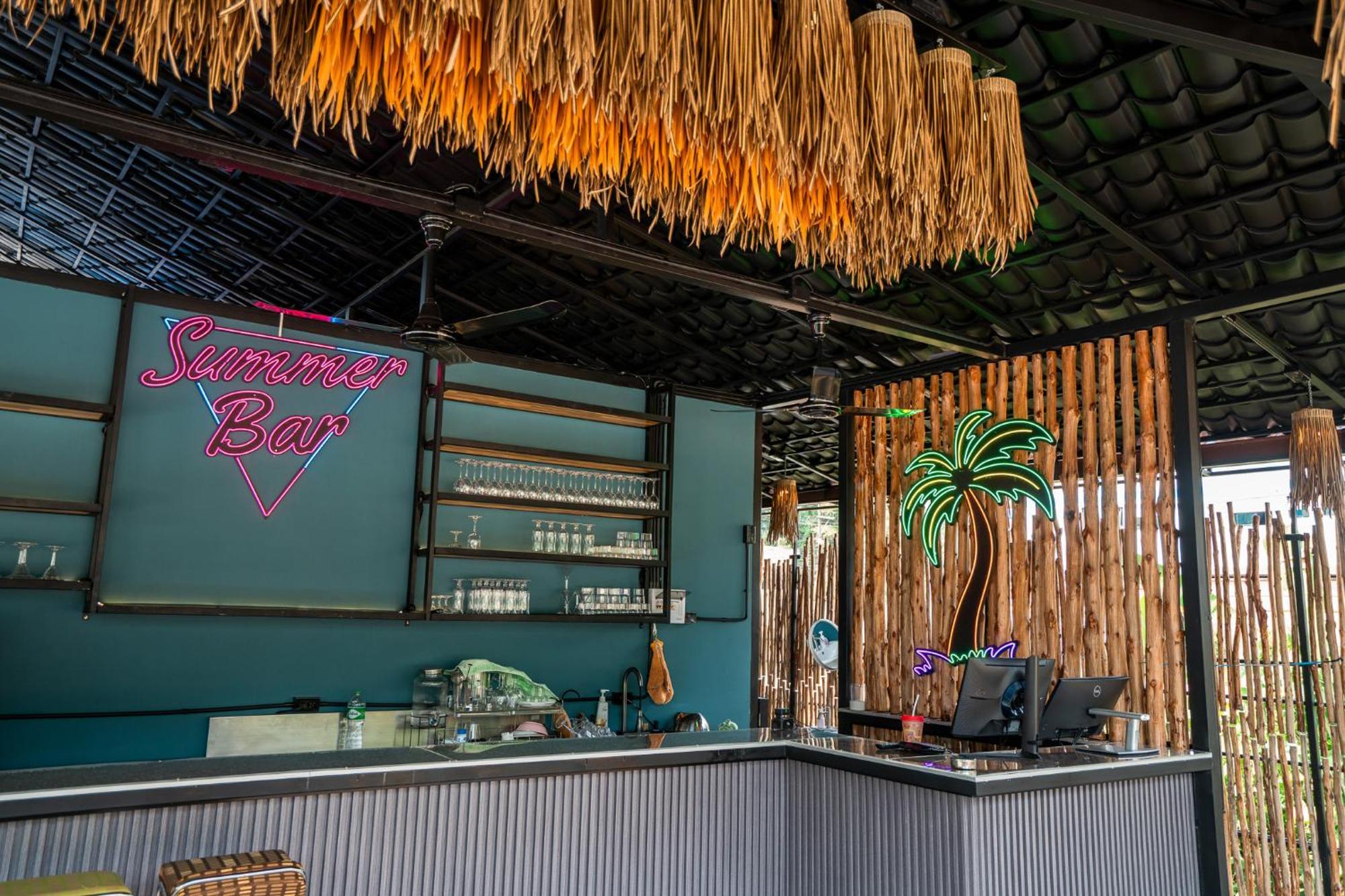 Summer Club And Hostel Ao Nang Exterior foto